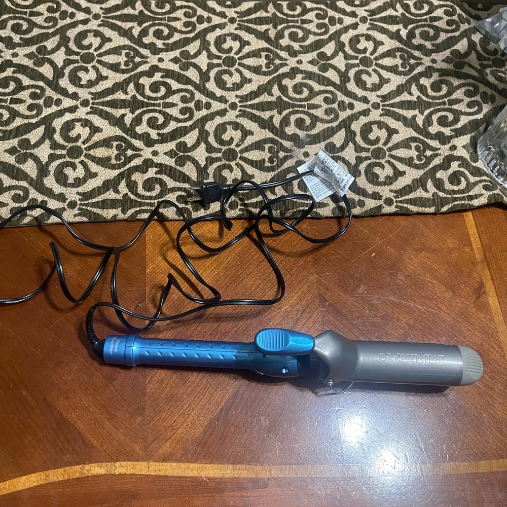 Babyliss pro 1 1/4 in curling iron